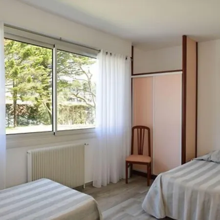 פארק נופש Domaine Du Pignada *