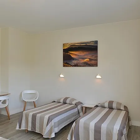 פארק נופש Domaine Du Pignada *