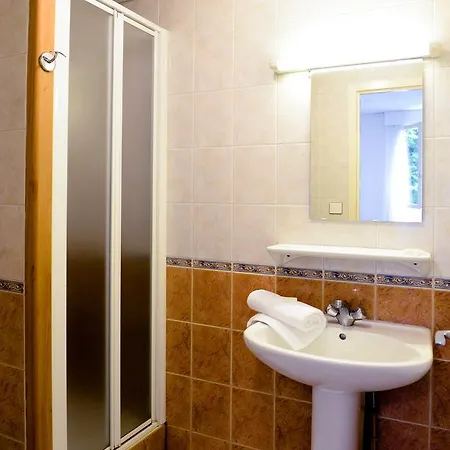 פארק נופש Domaine Du Pignada *